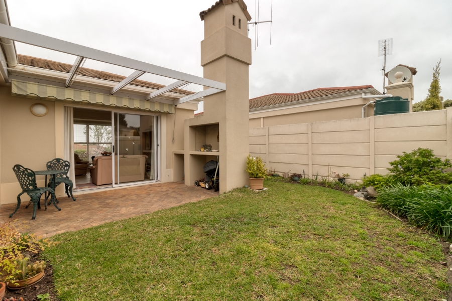 3 Bedroom Property for Sale in Somerset Ridge Western Cape